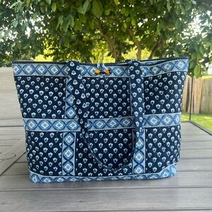 Vintage VERA BRADLEY Nantucket Navy 2005 Tic Tac Tote Toggle Blue & Black